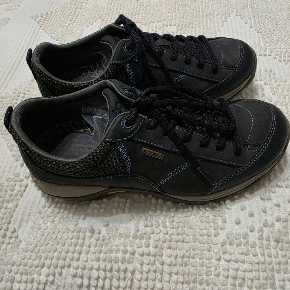 Womens Dansko Paisley Trail Shoes EU 37 Size: 6.5 - 7 Color: Blue Athleisure